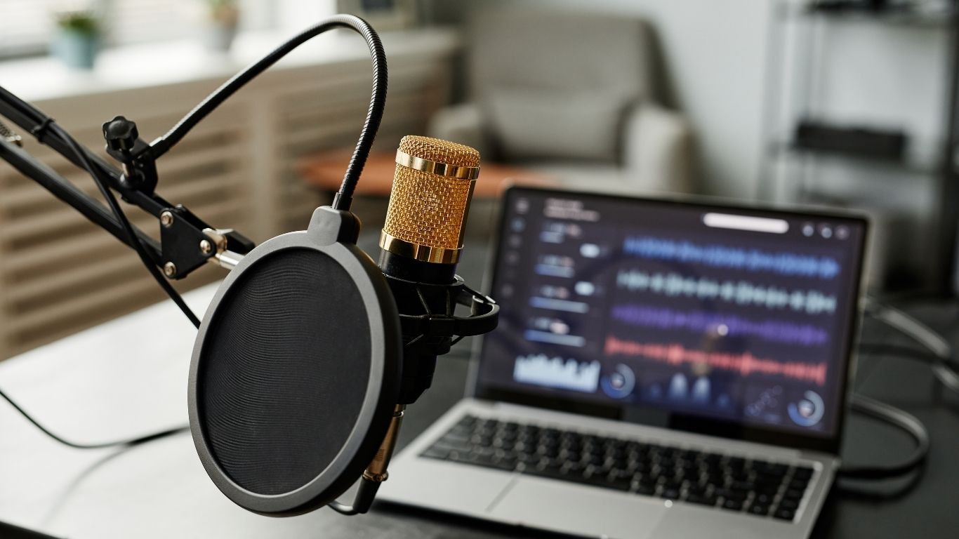 The Bedroom Producer Revolution Laptop Music Production